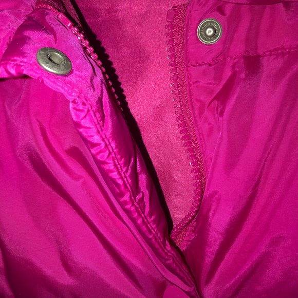 Old Navy Puffer Vest - Picture 3 of 3